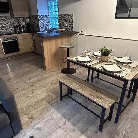 Апартаменты Le 23 - Bel De Caractere Au Centre Historique Клермон-Ферран