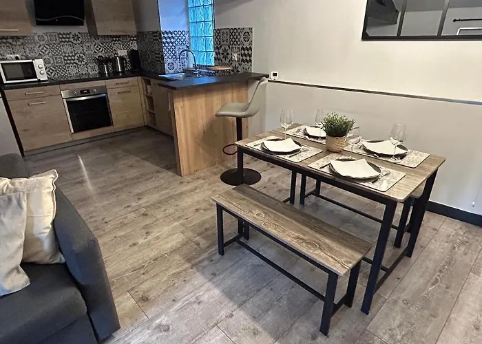 Appartement Le 23 - Bel De Caractere Au Centre Historique Clermont-Ferrand